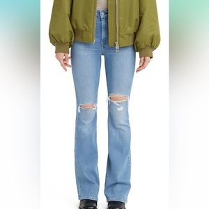 Levi 726 flare jeans women’s size 30 new without tags